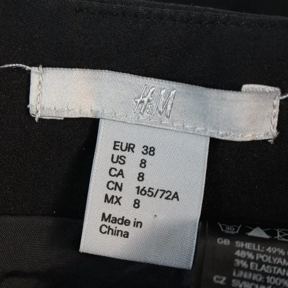 H&M Skirt - Picture 3 of 4